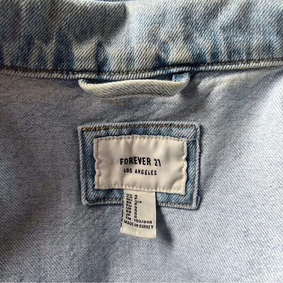 Forever 21 Denim Jean Jacket - Picture 6 of 7